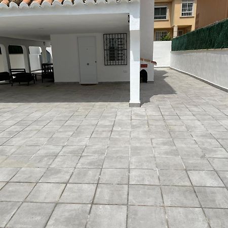 Beachfront Vila Valencia Eksteriør billede