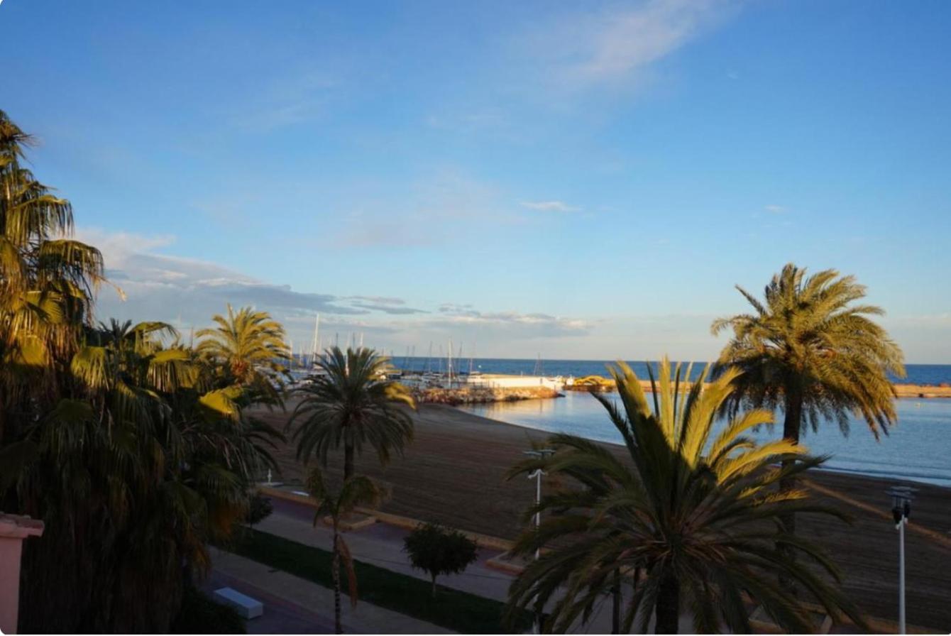 Beachfront Vila Valencia Eksteriør billede