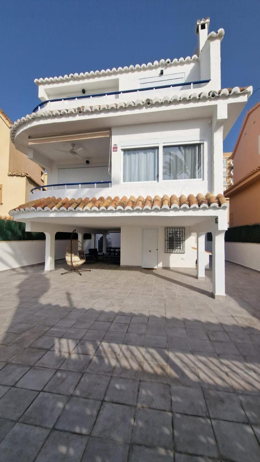 Beachfront Vila Valencia Eksteriør billede